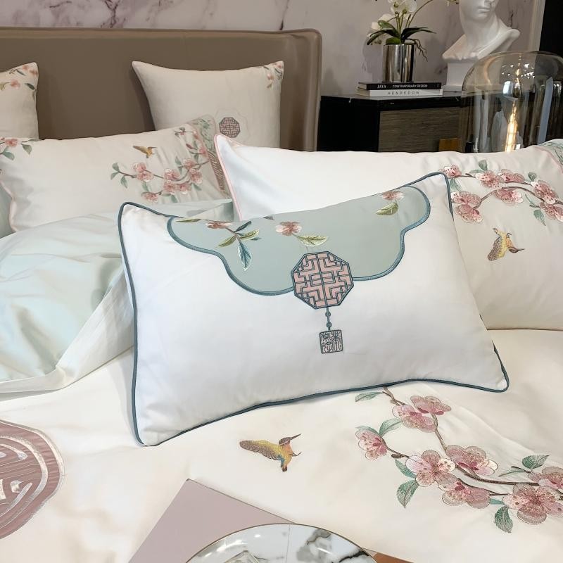 Lowest prices luxury bedding sets queen & king here! next day delivery on luxury bedding sets. Never overspend on exquisite bedding sets again. Shop now.