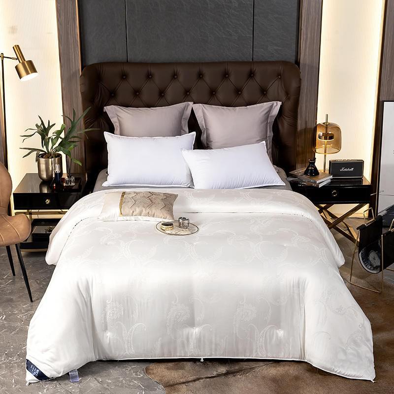 Mulberry All Seasons Comforter