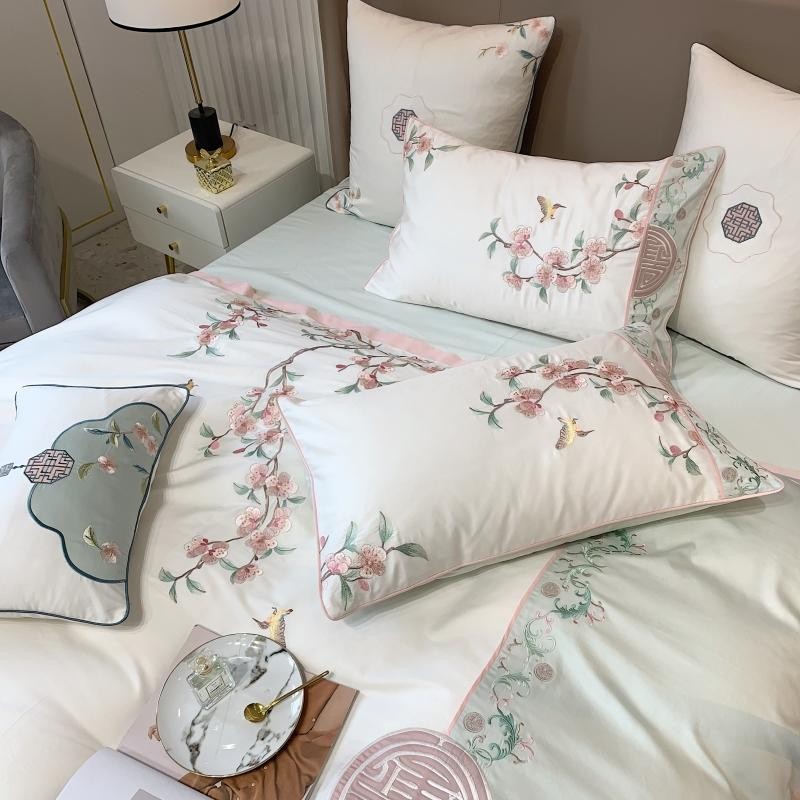 Lowest prices luxury bedding sets queen & king here! next day delivery on luxury bedding sets. Never overspend on exquisite bedding sets again. Shop now.