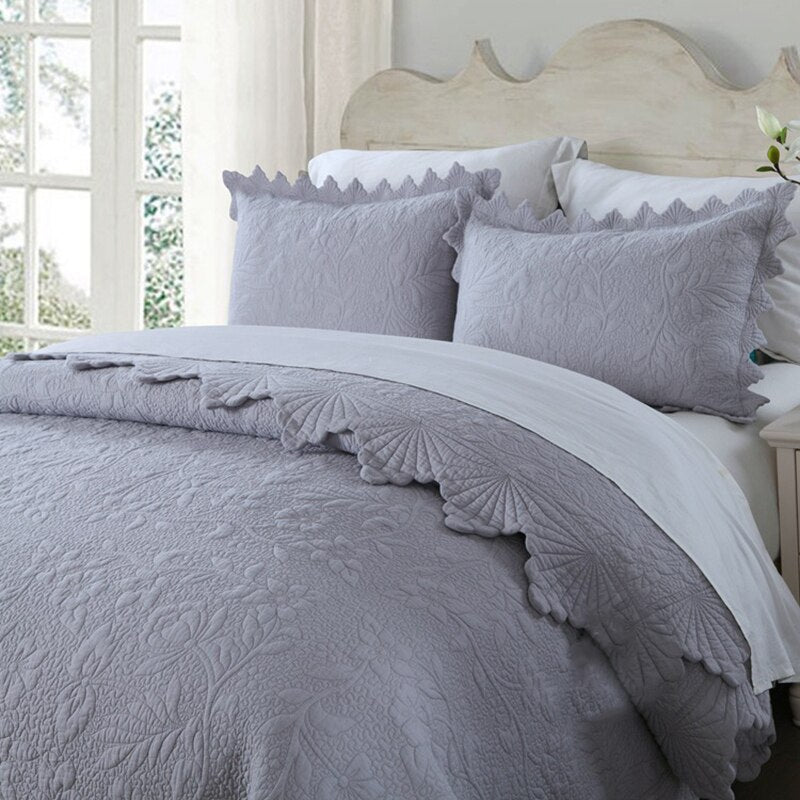 Chic Reversible Quilted Embroidery Bedspread