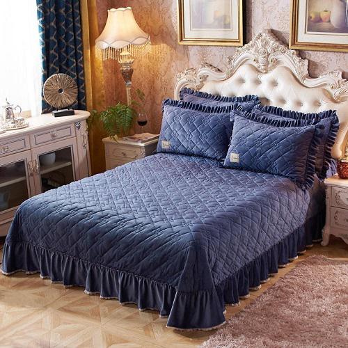 Soft Warm Fleece Quilted Thick Bedspread