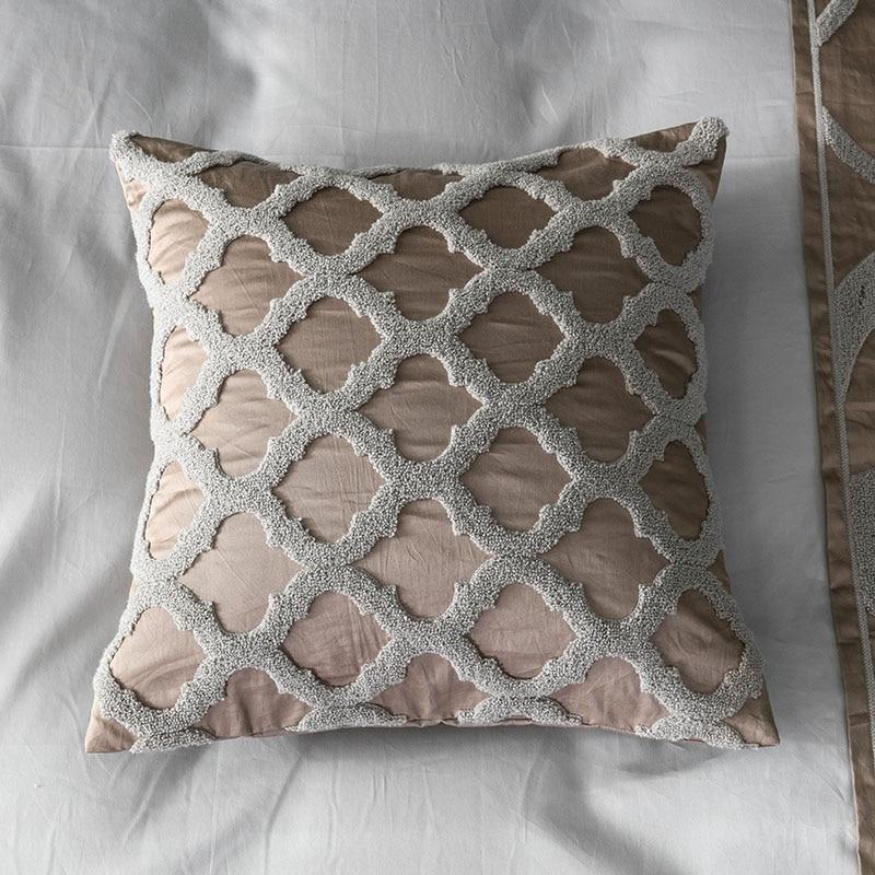Lowest prices bedding sets queen & king here! next day delivery on designer bedding sets. Never overspend on exquisite bedding sets again. Shop now.