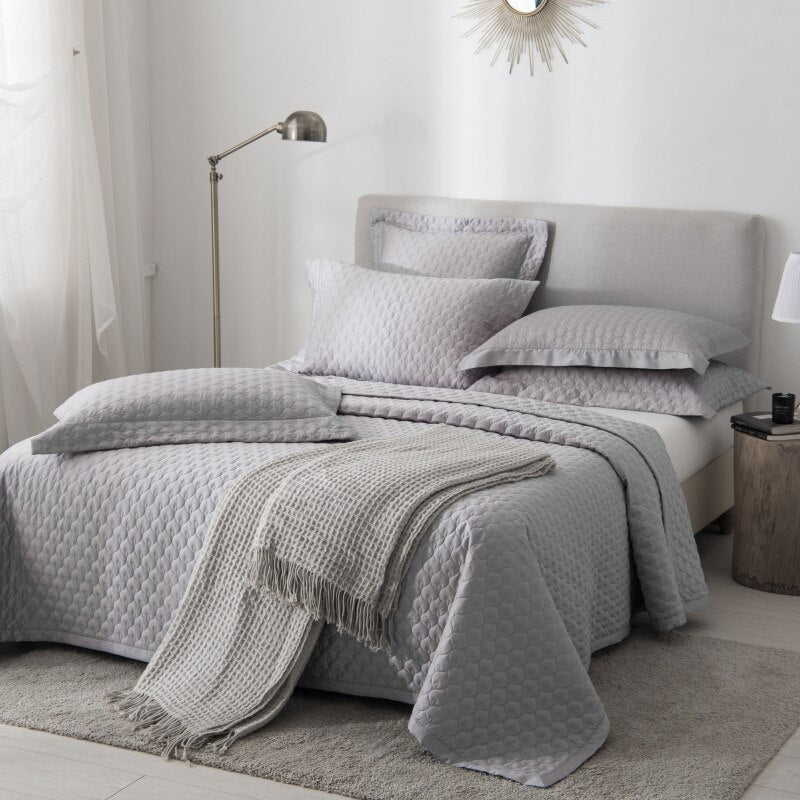 Solid Color Chic Stitched Bedspread