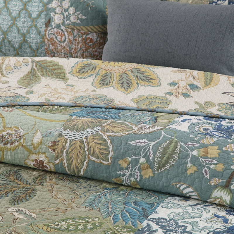 Shabby Chic Floral Patchwork Bedspread