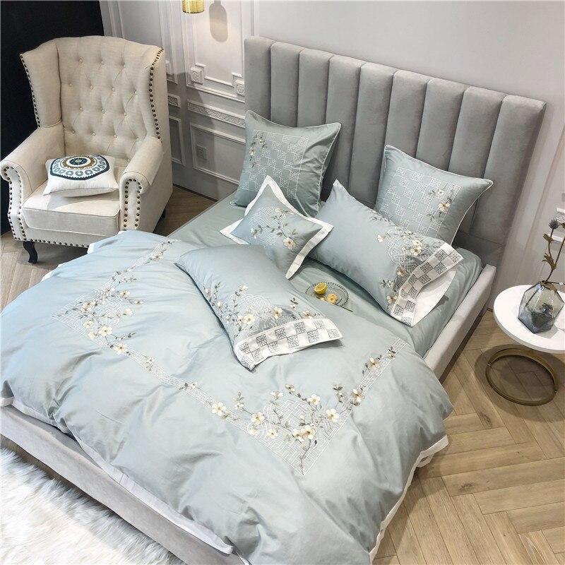 Lowest prices bedding sets queen & king here! next day delivery on designer bedding sets. Never overspend on exquisite bedding sets again. Shop now.
