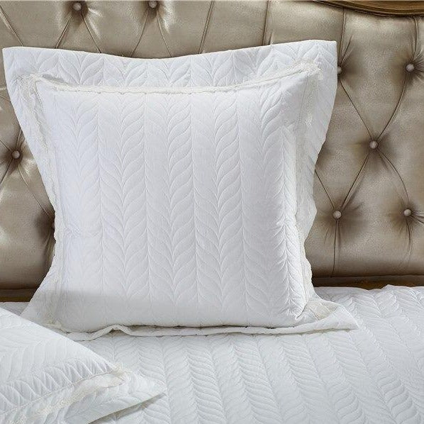 Lowest prices Best luxury bedding here! next day delivery on luxury bedding sets queen and king. Never overspend on modern luxury bedding again. Shop now.