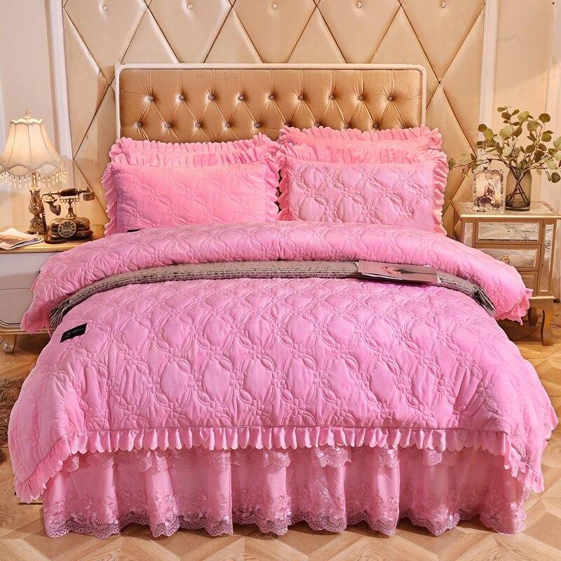 Lowest prices luxury bedding sets queen & king here! next day delivery on luxury bedding sets. Never overspend on exquisite bedding sets again. Shop now.