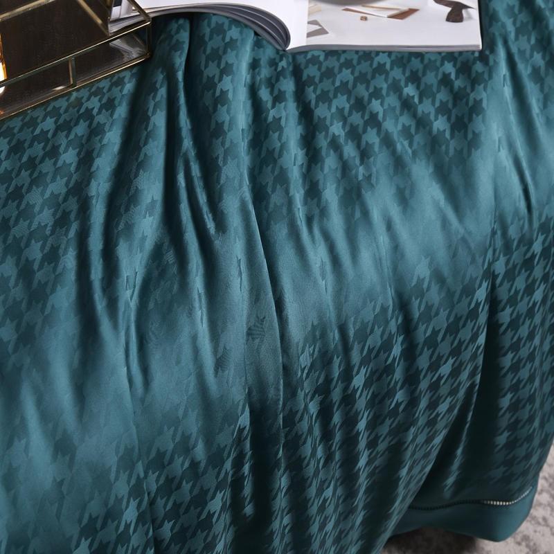 Lowest prices Best luxury bedding here! next day delivery on luxury bedding sets. Never overspend on modern luxury bedding again. Shop now.