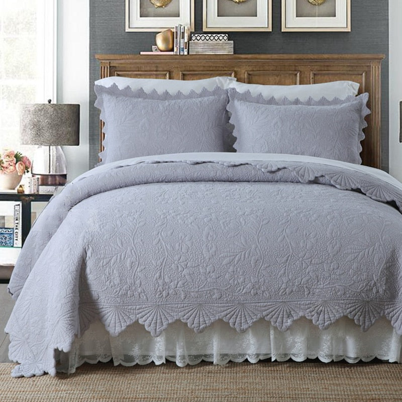 Chic Reversible Quilted Embroidery Bedspread